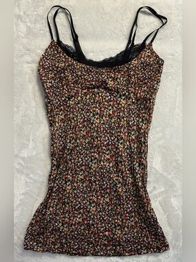 Y2K URBAN BEHAVIOUR women's black red floral slim lace trim tank,
